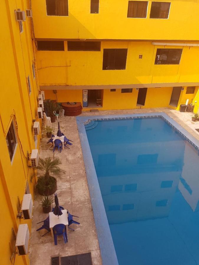 Hotel Arcos Del Parque Акаюкан Экстерьер фото